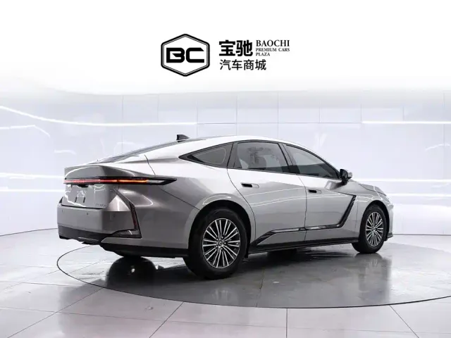 Lexus ES — Фото автомобиля 3