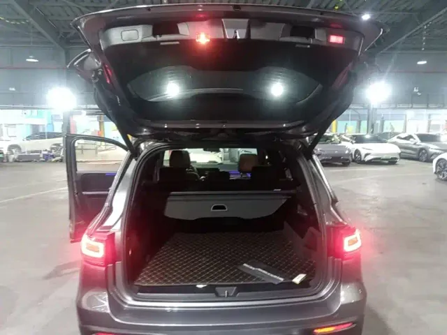 Mercedes-Benz EQB — Фото автомобиля 18