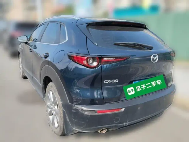 Mazda CX-30 — Фото автомобиля 4