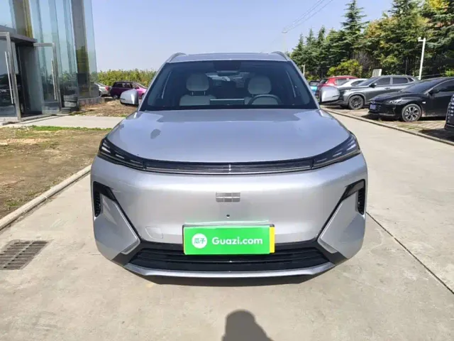 Geely Galaxy Starship 7 EM-i — Фото автомобиля 2