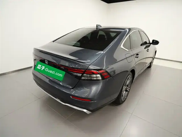 Honda Accord — Фото автомобиля 6