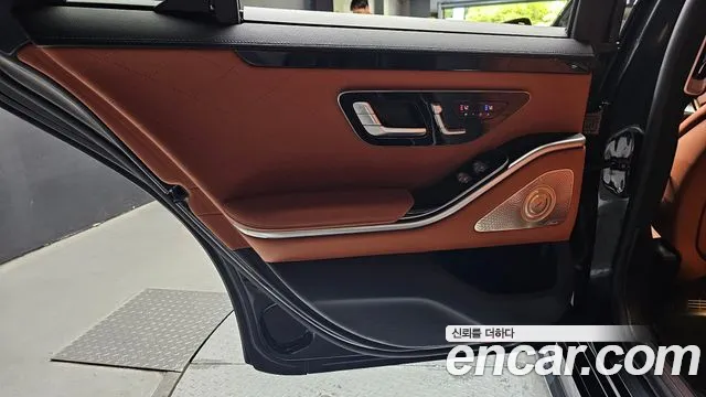 Mercedes-Benz S-Class S-класс W223 — Фото автомобиля 19