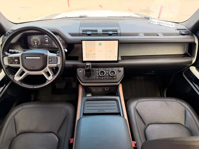 Land Rover Defender — Фото автомобиля 7