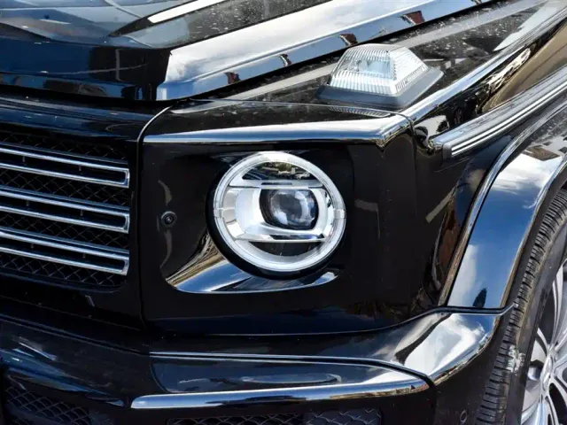 Mercedes-Benz G-Class — Фото автомобиля 11