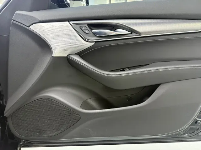 Cadillac CT5 — Фото автомобиля 20
