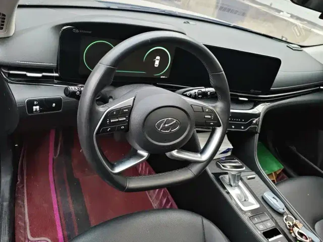 Hyundai Mistra — Фото автомобиля 15