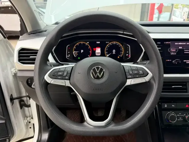 Volkswagen Tanying 2021 1.5L Automatic Smart Connect Edition — Фото автомобиля 11