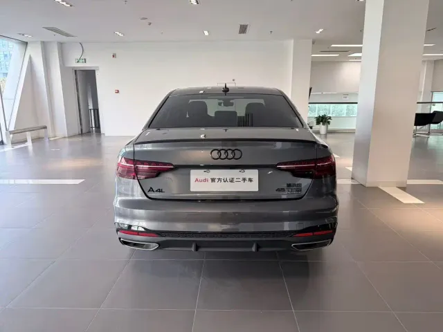 Audi A4L — Фото автомобиля 8