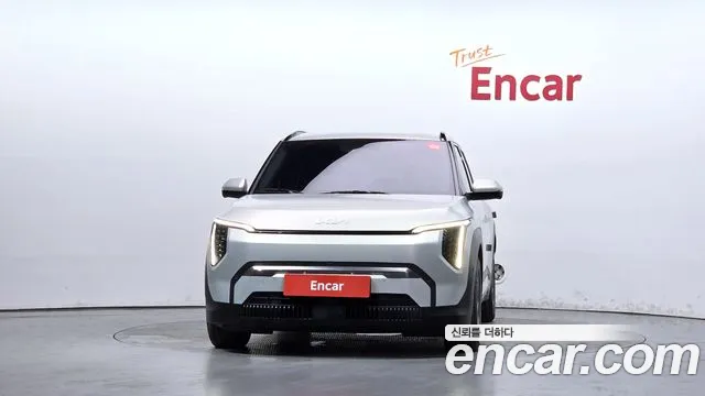 Kia EV3 — Фото автомобиля 3