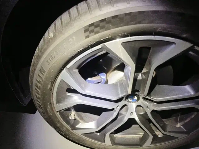 BMW X5 — Фото автомобиля 7