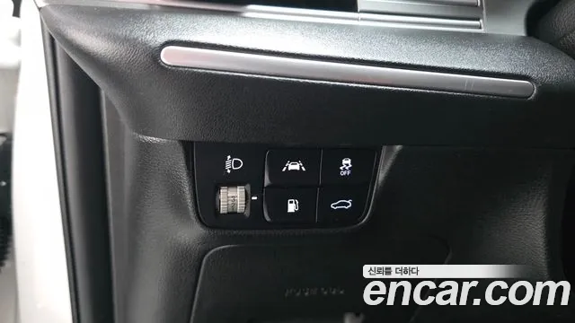Hyundai Grandeur Новый Grandeur IG 3.0 LPi (Для проката) — Фото автомобиля 19