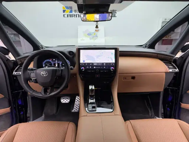 Toyota Alphard — Фото автомобиля 13