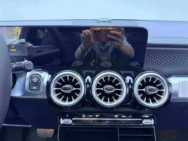 Mercedes-Benz GLB-Class — Фото автомобиля 15