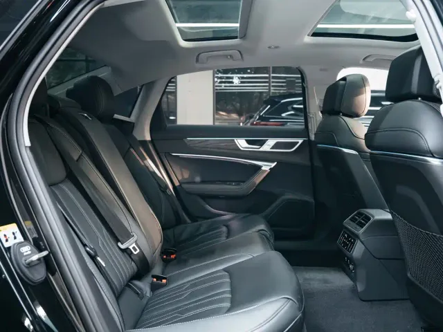 Audi A6L — Фото автомобиля 12