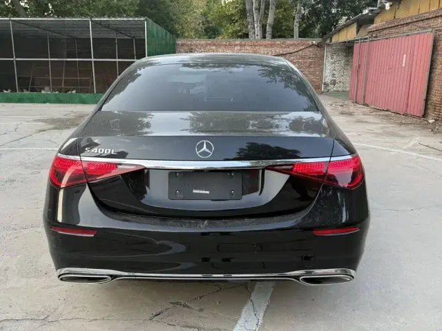 Mercedes-Benz S-Class — Фото автомобиля 5