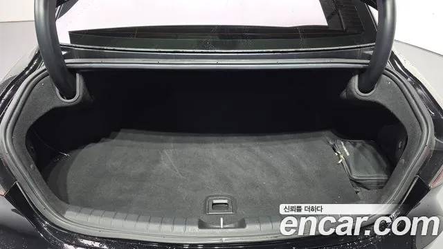 Hyundai Grandeur Новый Grandeur IG 3.0 LPi (Для проката) — Фото автомобиля 25