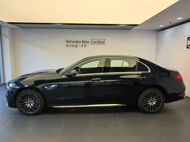 Mercedes-Benz C-Class — Фото автомобиля 3