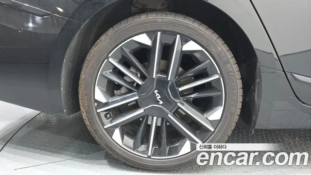 Kia K8 Signature — Фото автомобиля 5