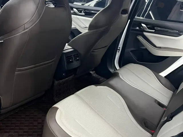 BYD Qin PLUS — Фото автомобиля 9