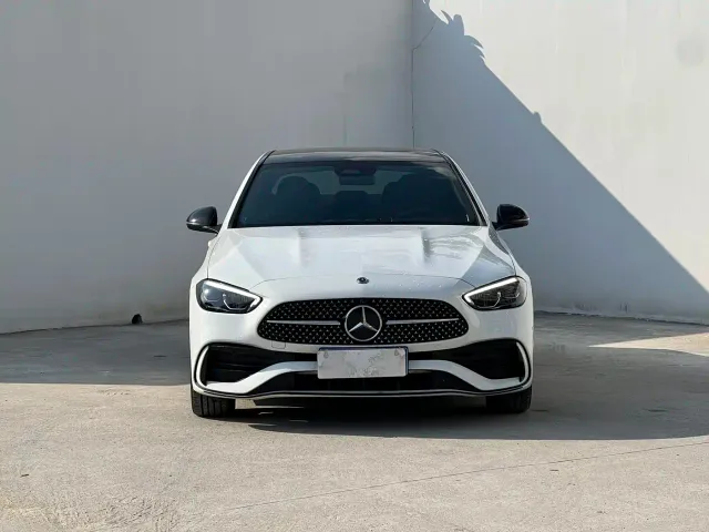 Mercedes-Benz C-Class — Фото автомобиля 2