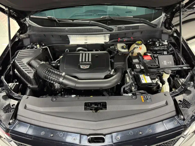 Cadillac XT6 — Фото автомобиля 25
