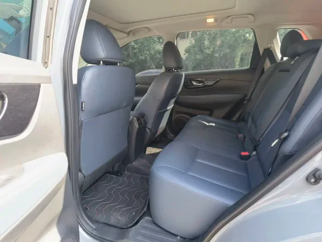 Nissan X-Trail — Фото автомобиля 5