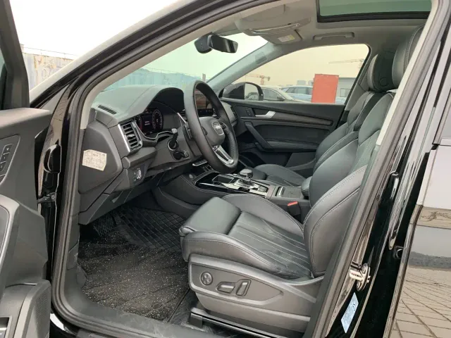 Audi Q5L — Фото автомобиля 7