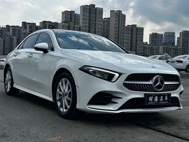 Mercedes-Benz A-Class — Фото автомобиля 3