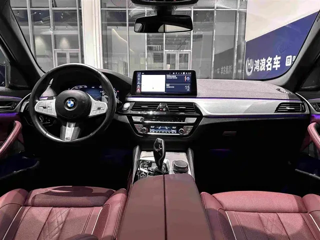 BMW 5 Series — Фото автомобиля 5