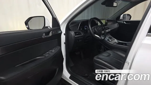 Hyundai Palisade Palisade Дизель 2.2 2WD — Фото автомобиля 10
