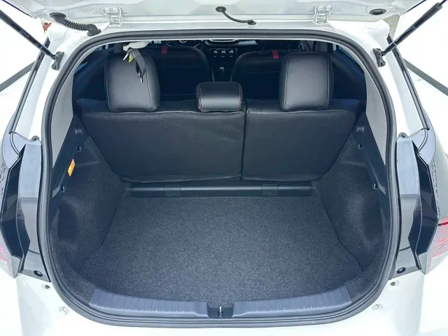 Toyota YARiS L Zhi Xuan — Фото автомобиля 17