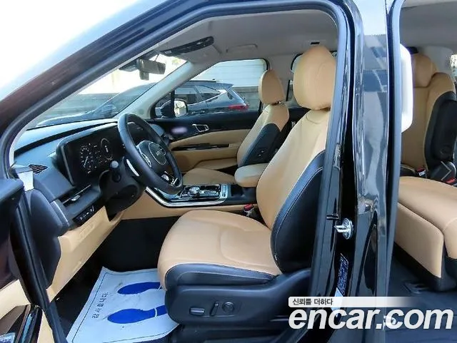 Kia Carnival 4th Gen — Фото автомобиля 5