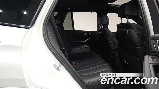 BMW X5 — Фото автомобиля 8