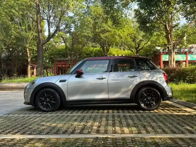 MINI Hatch — Фото автомобиля 5