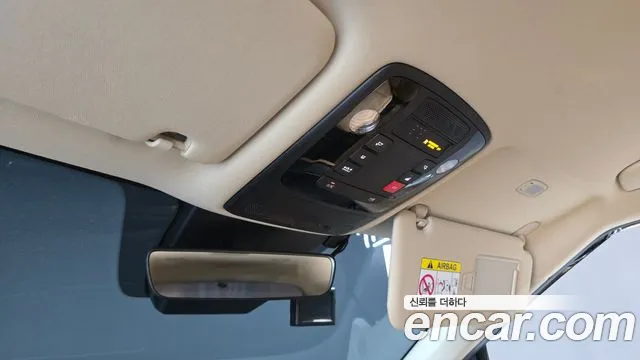 Kia Canival Carnival 4 поколение Бензин 9 мест Prestige — Фото автомобиля 23