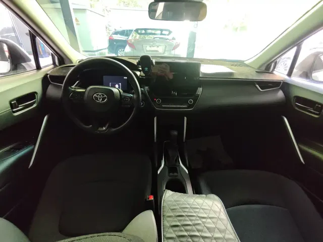 Toyota Corolla Cross — Фото автомобиля 6