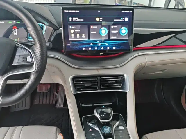 BYD Song PLUS — Фото автомобиля 12