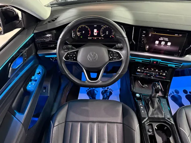 Volkswagen Passat — Фото автомобиля 11