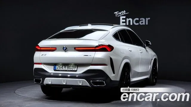 BMW X6 xDrive40i M Sport — Фото автомобиля 2
