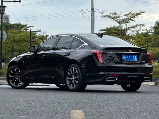 Cadillac CT5 — Фото автомобиля 4