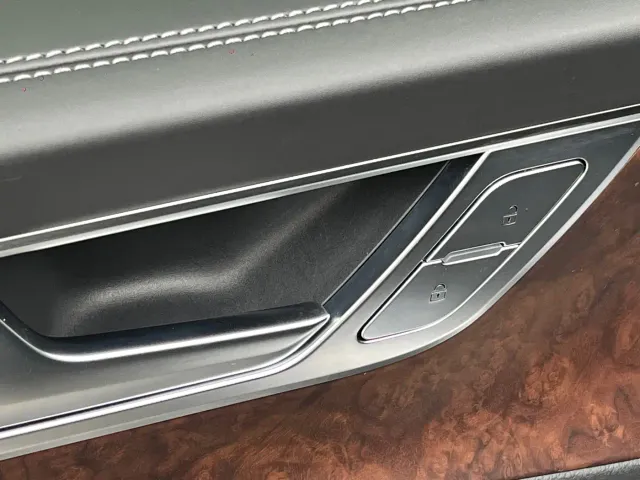 Audi A6L — Фото автомобиля 16