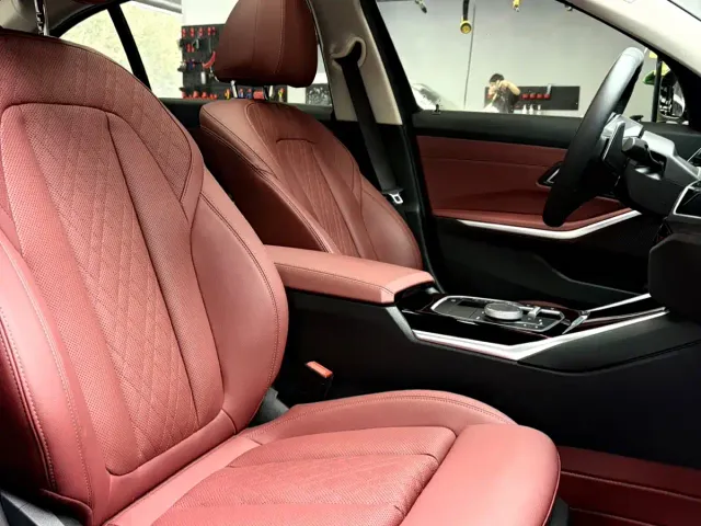 BMW 3 Series — Фото автомобиля 12