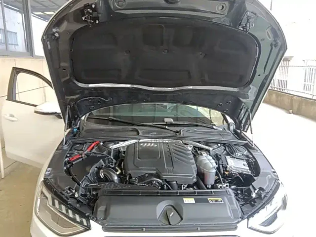 Audi A4L — Фото автомобиля 19