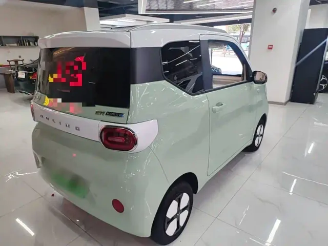 Wuling Hongguang Mini EV — Фото автомобиля 6
