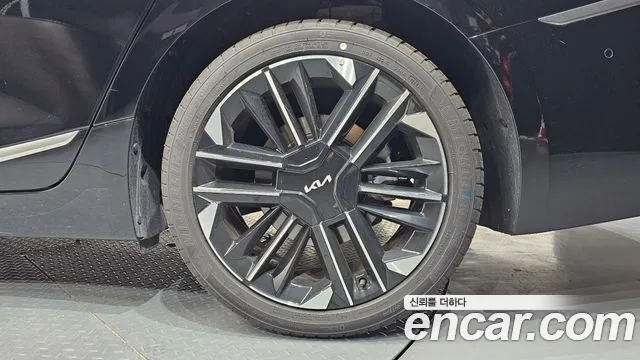 Kia K8 Signature — Фото автомобиля 17