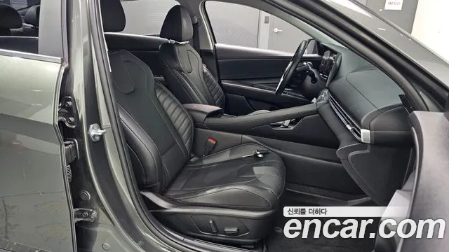 Hyundai AVANTE Avante (CN7) — Фото автомобиля 26