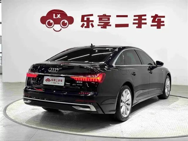Audi A6L — Фото автомобиля 5