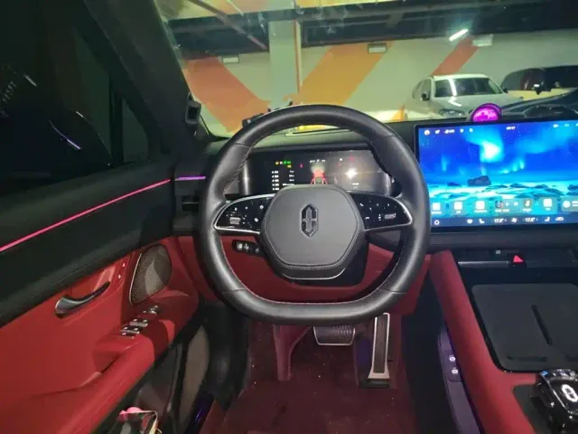 Aito M5 — Фото автомобиля 11