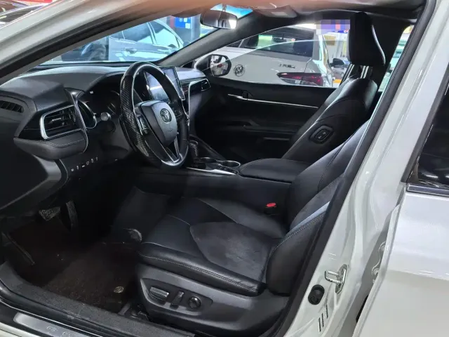 Toyota Camry — Фото автомобиля 7