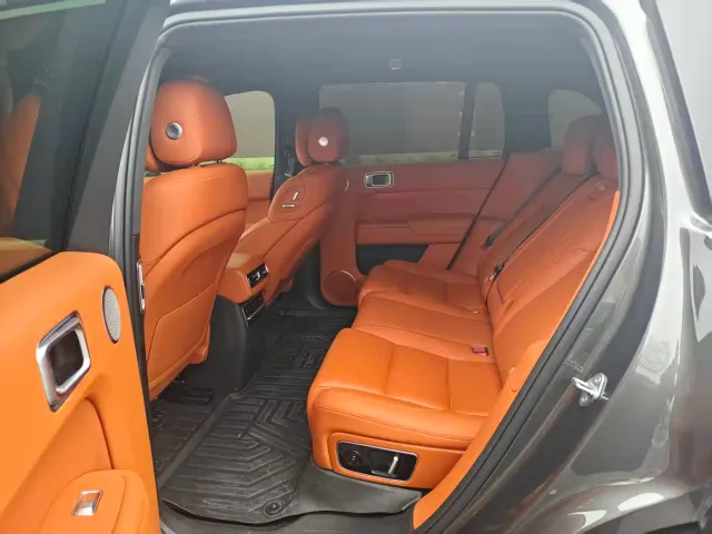 Li Auto L7 — Фото автомобиля 5